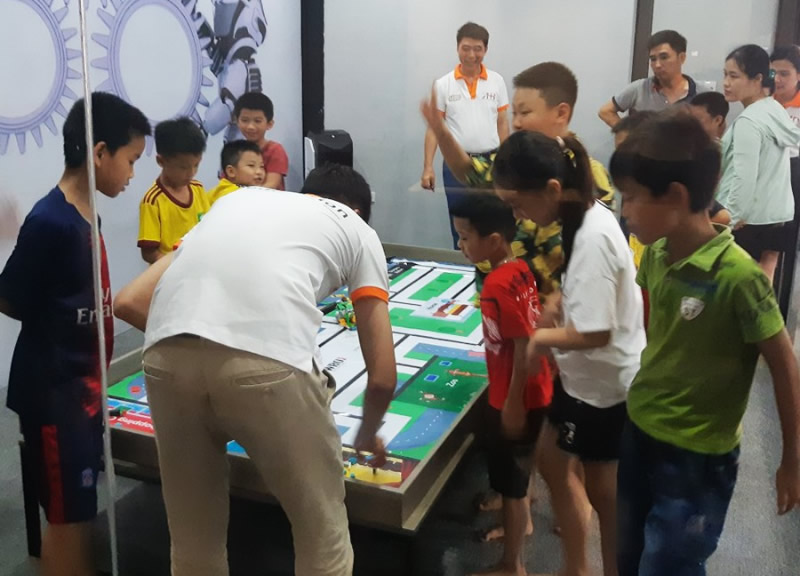 Trung tâm lắp ghép Lego Robot tại TP Vinh Nghệ An