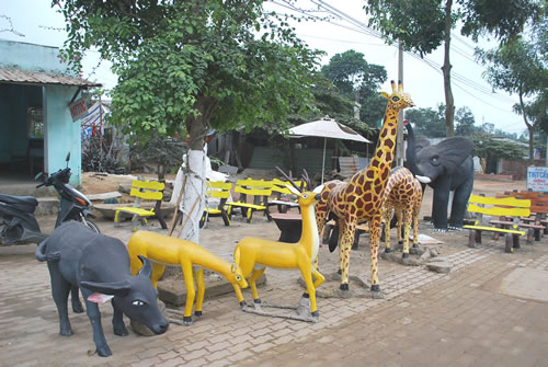 Điêu khắc đắp đúc tượng động vật trường mầm non công viên TP Vinh Nghệ An
